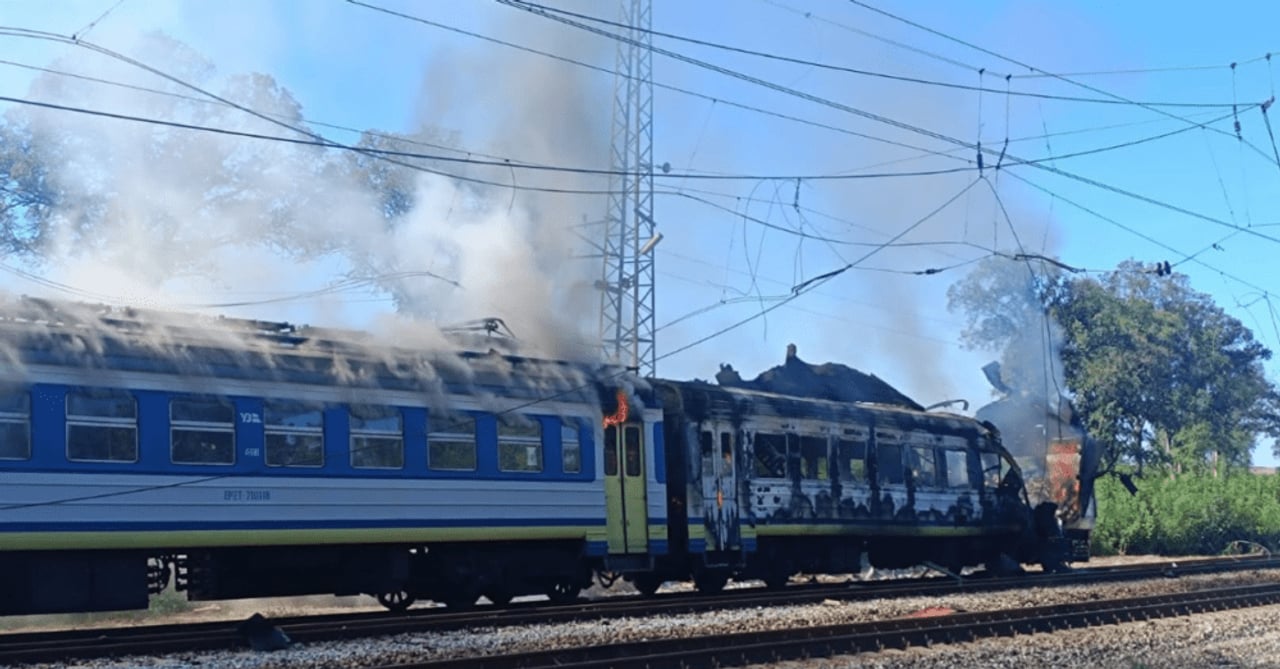 Російський дрон атакував поїзд із Борисом Джонсоном на Волині