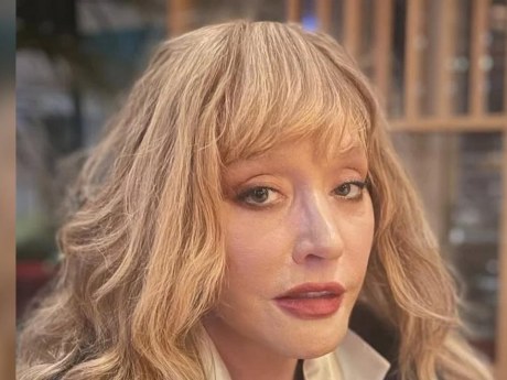 Алла Пугачова показала сімейну традицію та не стримала сліз
