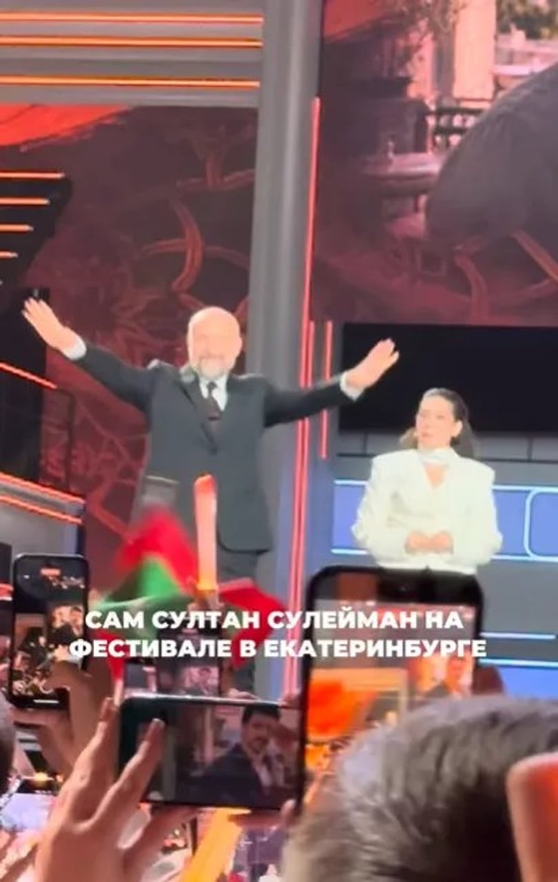 Халіт Ергенч приїхав до Росії та осоромився через український борщ