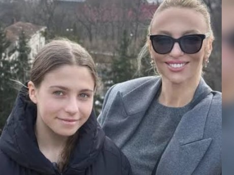 Оля Полякова пережила атаку дрона на потяг дорогою до Польщі