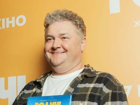 Назар Задніпровський розповів про квартири родини та будинок за містом