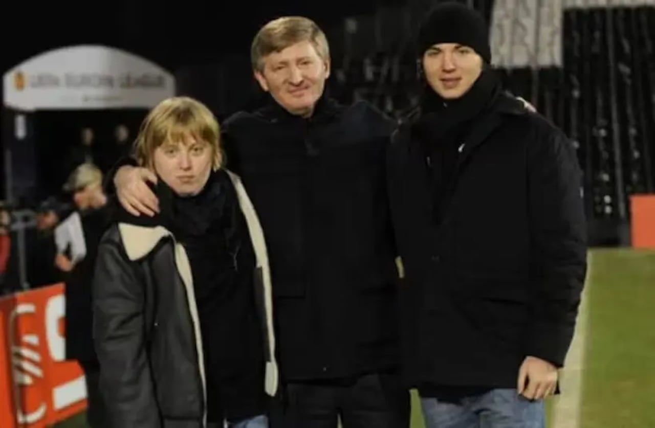 Розслідування повідомило про можливу другу родину Ахметова