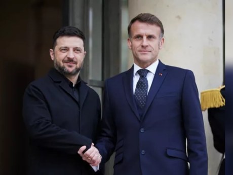 Макрон оголосив про нові радари й ракети для захисту України