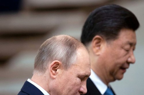 Китай зупиняє Путіна